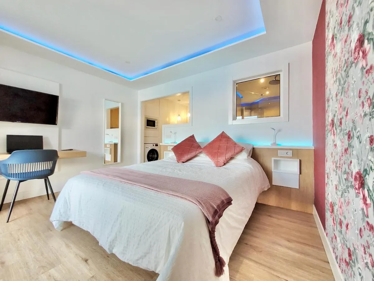 Holiday Feel B - Studio Tacoronte Spagna